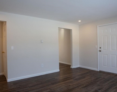 180 N Main - Photo Thumbnail 7