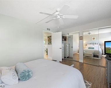 1085 Forest Lakes Drive - Photo Thumbnail 15
