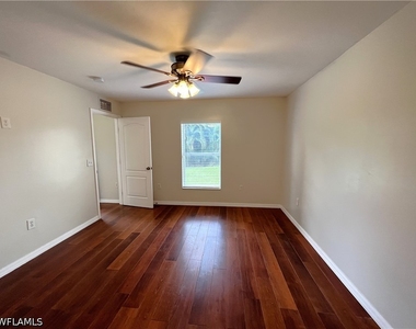 8334 Robin Road - Photo Thumbnail 10