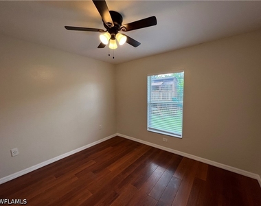 8334 Robin Road - Photo Thumbnail 7