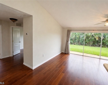 8334 Robin Road - Photo Thumbnail 3