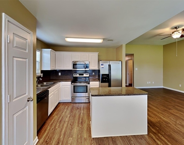 3926 Cloudbluff Lane - Photo Thumbnail 2