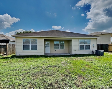 3926 Cloudbluff Lane - Photo Thumbnail 14