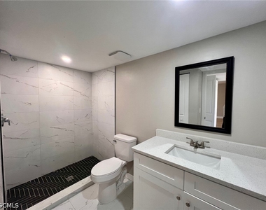 4102 Se 19th Place - Photo Thumbnail 10