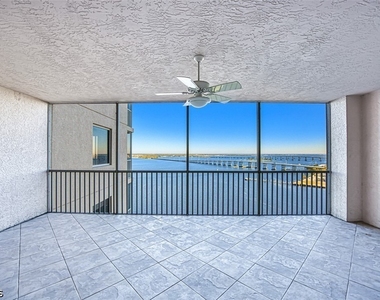 2090 W 1st Street - Photo Thumbnail 3