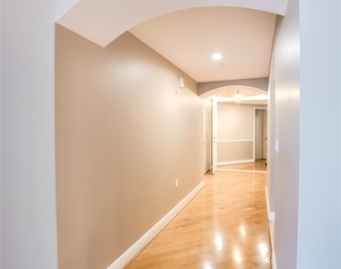 2090 W 1st Street - Photo Thumbnail 5