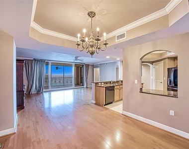 2090 W 1st Street - Photo Thumbnail 9
