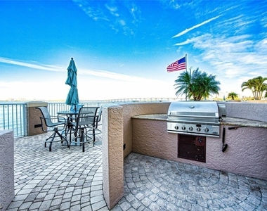 2090 W 1st Street - Photo Thumbnail 40