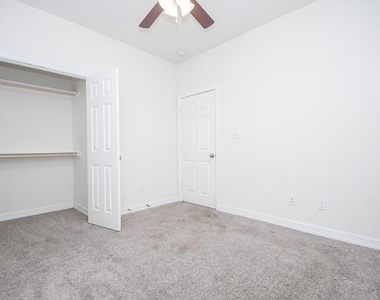 2407 Ferguson Way - Photo Thumbnail 14