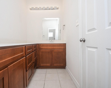 2407 Ferguson Way - Photo Thumbnail 10