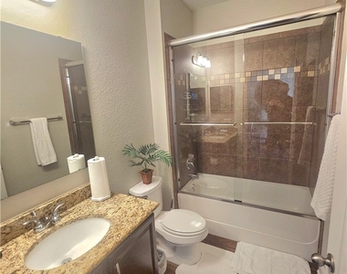1919 Sw 26th Terrace - Photo Thumbnail 20