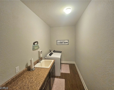 1919 Sw 26th Terrace - Photo Thumbnail 22