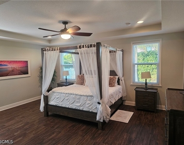 1919 Sw 26th Terrace - Photo Thumbnail 10