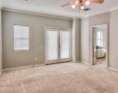 5415 Kansas Street - Photo Thumbnail 4