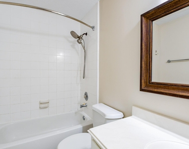 241 Blue Hill Drive - Photo Thumbnail 27