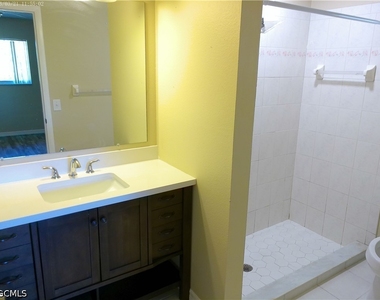1441 Se 11th Street - Photo Thumbnail 7