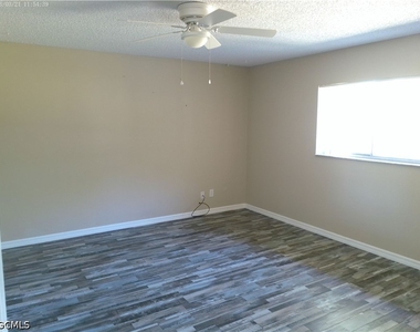 1441 Se 11th Street - Photo Thumbnail 5