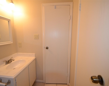 56 Fallshire Drive - Photo Thumbnail 13