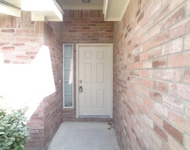 19021 Hammer Lane - Photo Thumbnail 1
