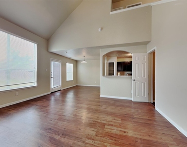 2618 Bammelwood Drive - Photo Thumbnail 18