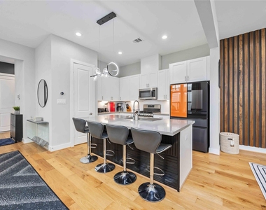 5821 Kansas Street - Photo Thumbnail 31