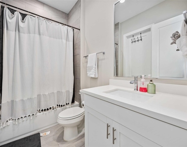 5821 Kansas Street - Photo Thumbnail 26