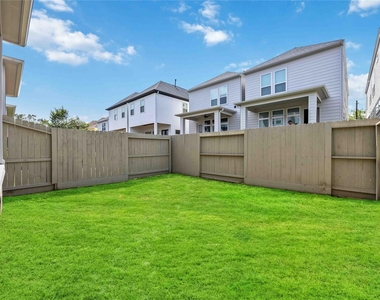 5821 Kansas Street - Photo Thumbnail 32