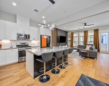 5821 Kansas Street - Photo Thumbnail 26