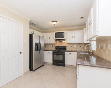 4106 Kitchen Hill Lane - Photo Thumbnail 3