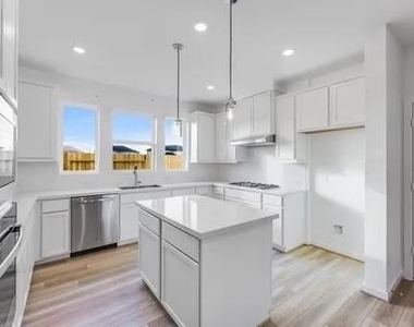 21903 Wycombe Terrace Way - Photo Thumbnail 1