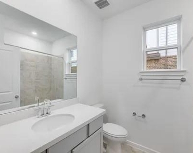 21903 Wycombe Terrace Way - Photo Thumbnail 11