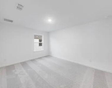 21903 Wycombe Terrace Way - Photo Thumbnail 13