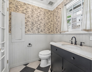 5210 Meadow Lake Lane - Photo Thumbnail 22