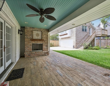 5210 Meadow Lake Lane - Photo Thumbnail 23