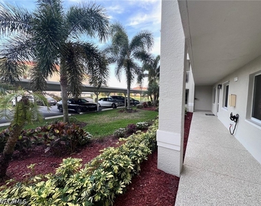 1051 Eastham Way - Photo Thumbnail 5
