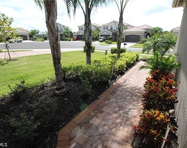 3279 Tahoe Court - Photo Thumbnail 2