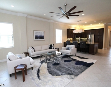 3279 Tahoe Court - Photo Thumbnail 8
