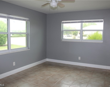 334 Cape Coral Parkway W - Photo Thumbnail 8