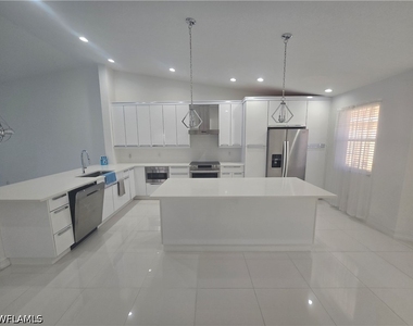 9175 Michael Circle - Photo Thumbnail 14
