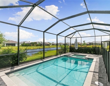 2525 Kona Way - Photo Thumbnail 26