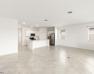 2525 Kona Way - Photo Thumbnail 6