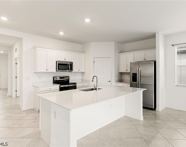 2525 Kona Way - Photo Thumbnail 2