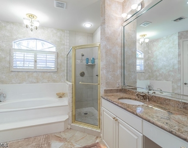 8460 Abbington Circle - Photo Thumbnail 30