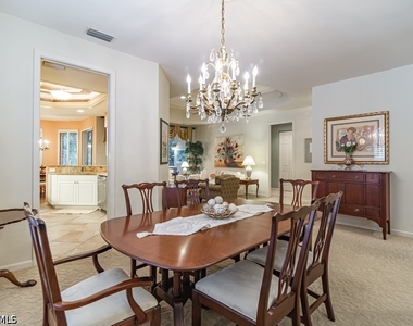 8460 Abbington Circle - Photo Thumbnail 15