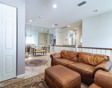 8460 Abbington Circle - Photo Thumbnail 9