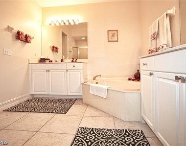 825 Bentwater Circle - Photo Thumbnail 23