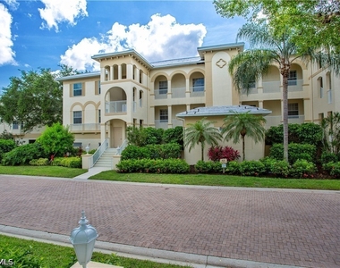 825 Bentwater Circle - Photo Thumbnail 1