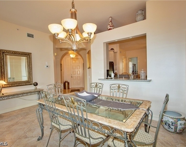 825 Bentwater Circle - Photo Thumbnail 13