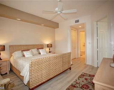 825 Bentwater Circle - Photo Thumbnail 27
