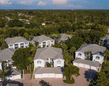 7104 Barrington Circle - Photo Thumbnail 18